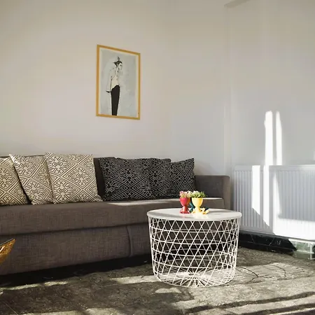 Διαμέρισμα Side Iii *