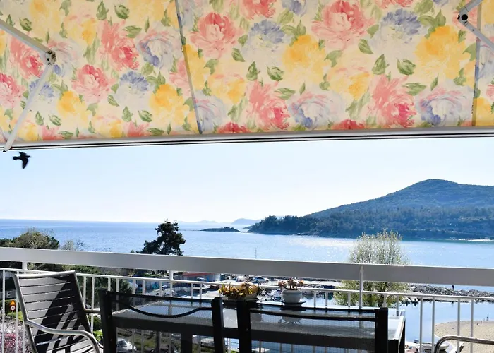 Apartment Side Iii *