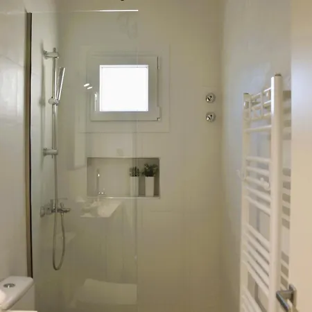 Side Iii Apartament Kawala