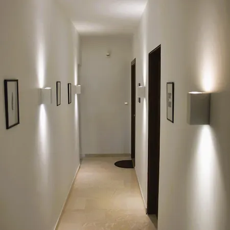 Side Iii Apartament