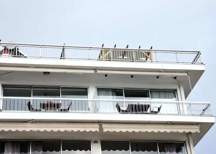 Side Iii * Kavala
